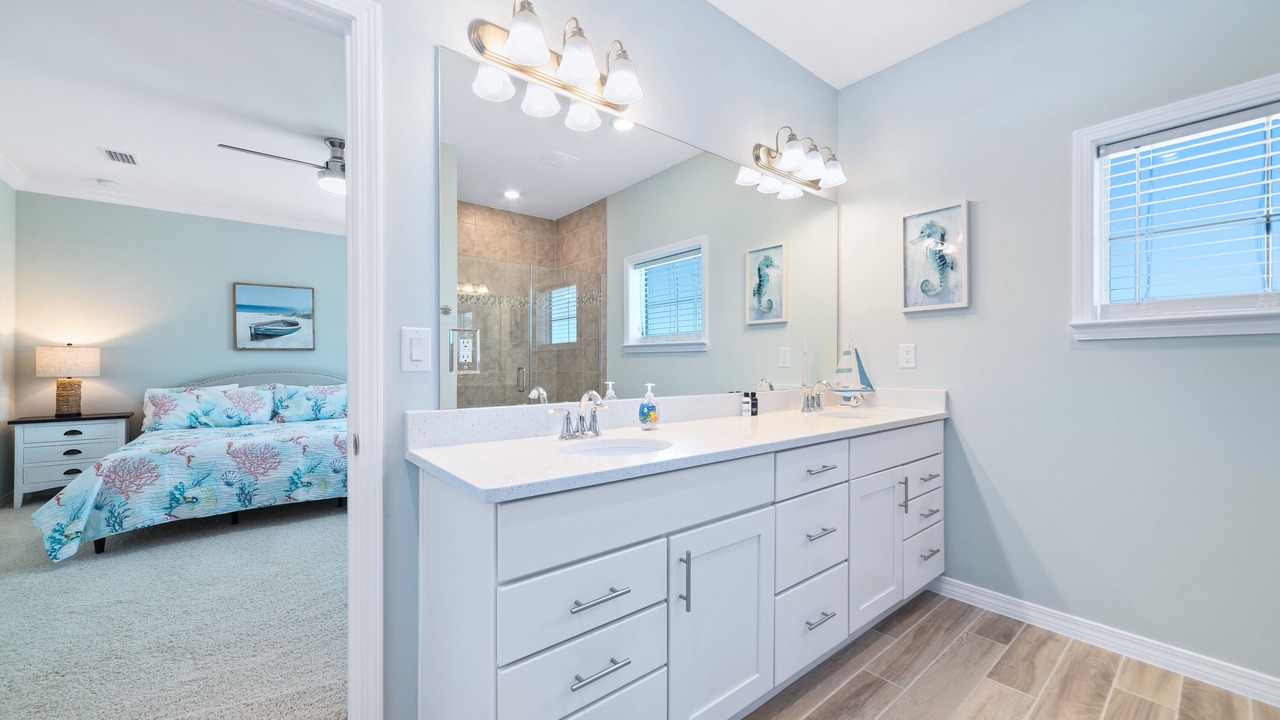 Photo of Bathroom in Ono Island