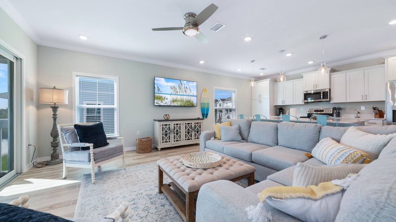 Photo of Livingroom in Ono Island