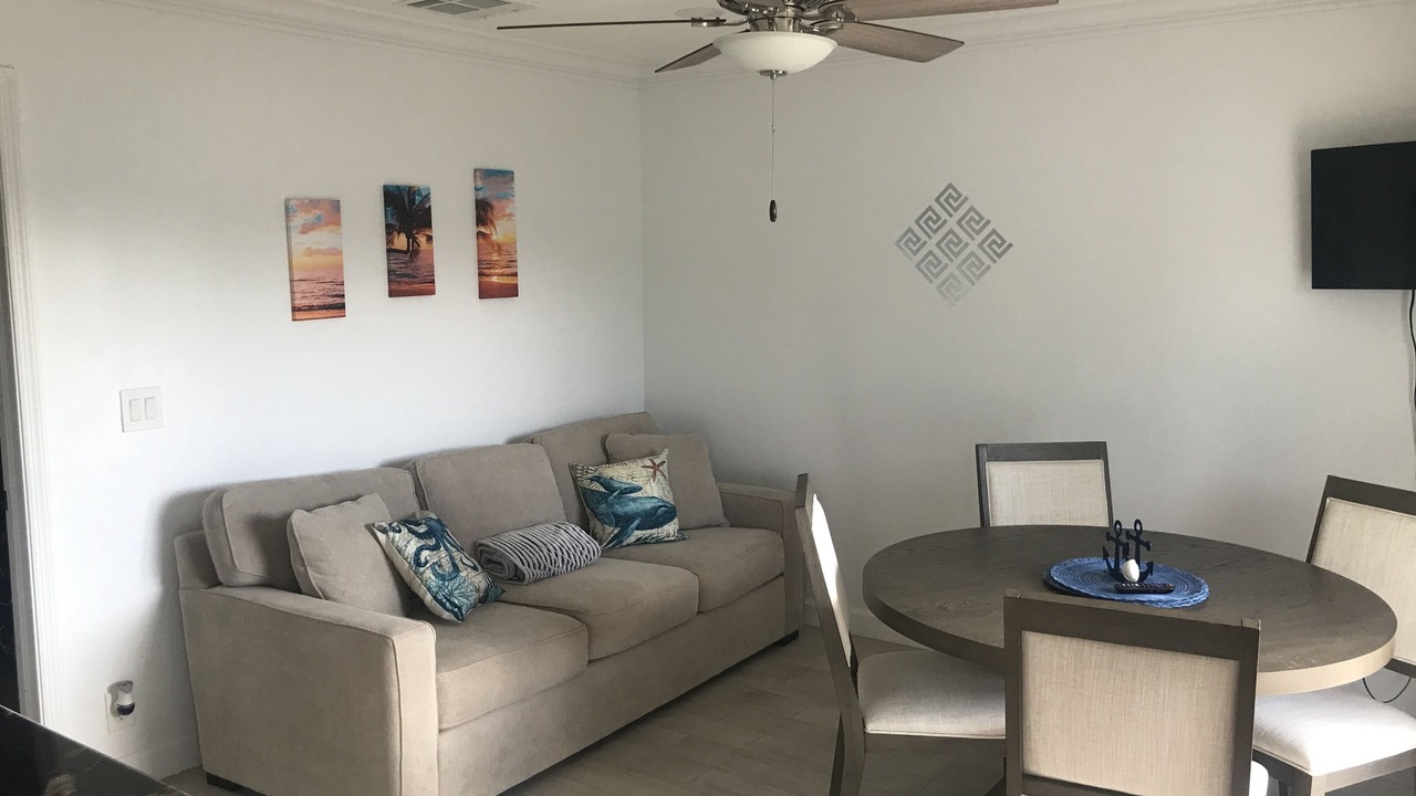 Photo of Livingroom in Treasure Cay