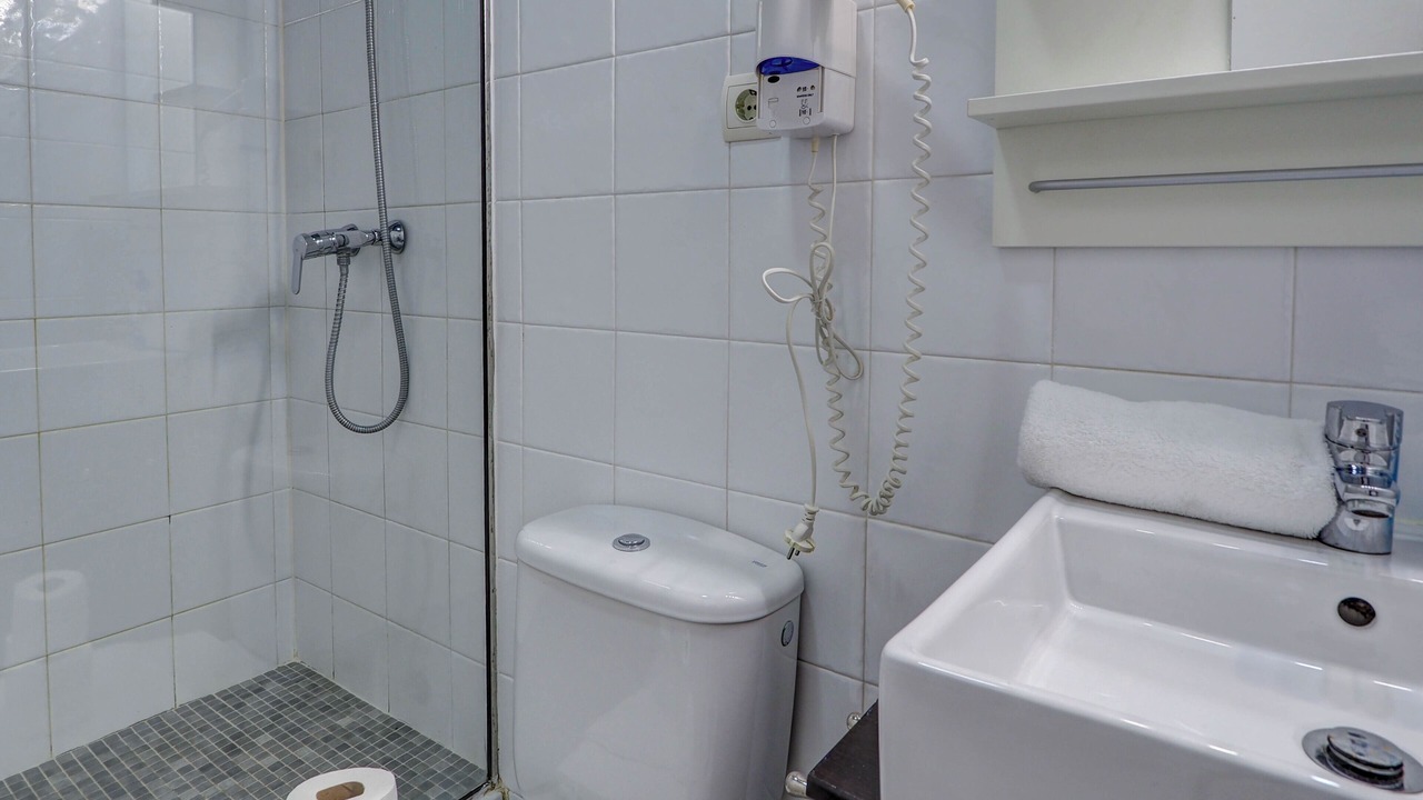 Photo of Bathroom in Passeig Maritim