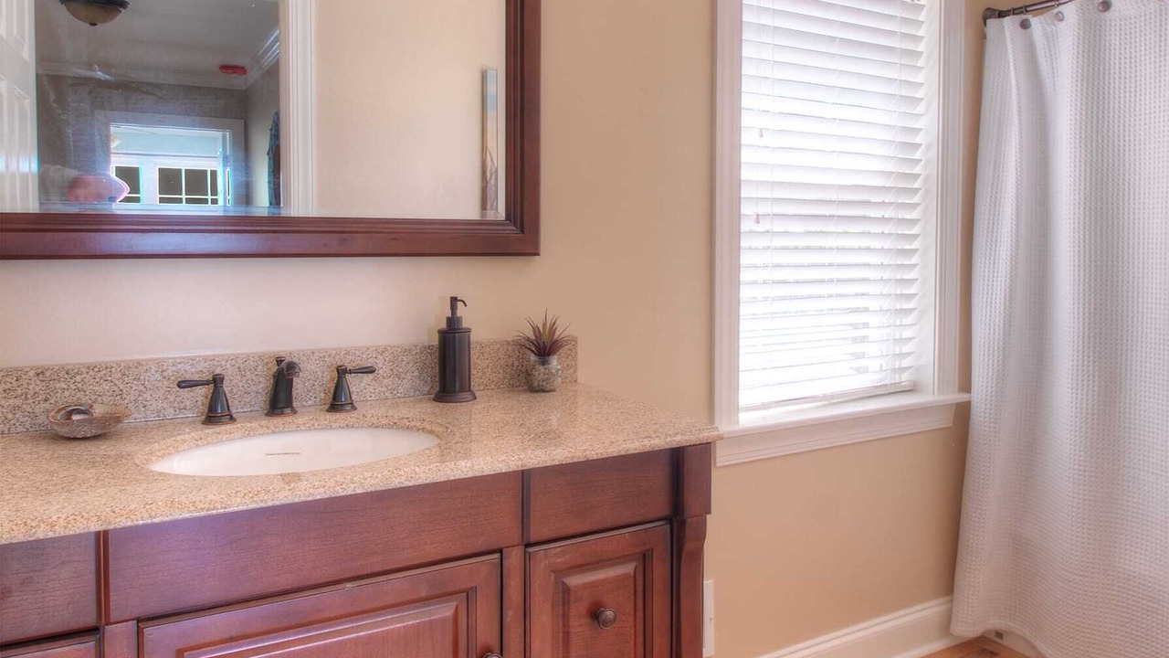 Photo of Bathroom in Town of Owasco