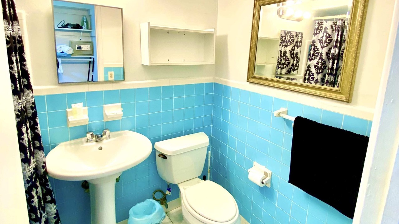 Photo of Bathroom in Hollywood South Central Beach