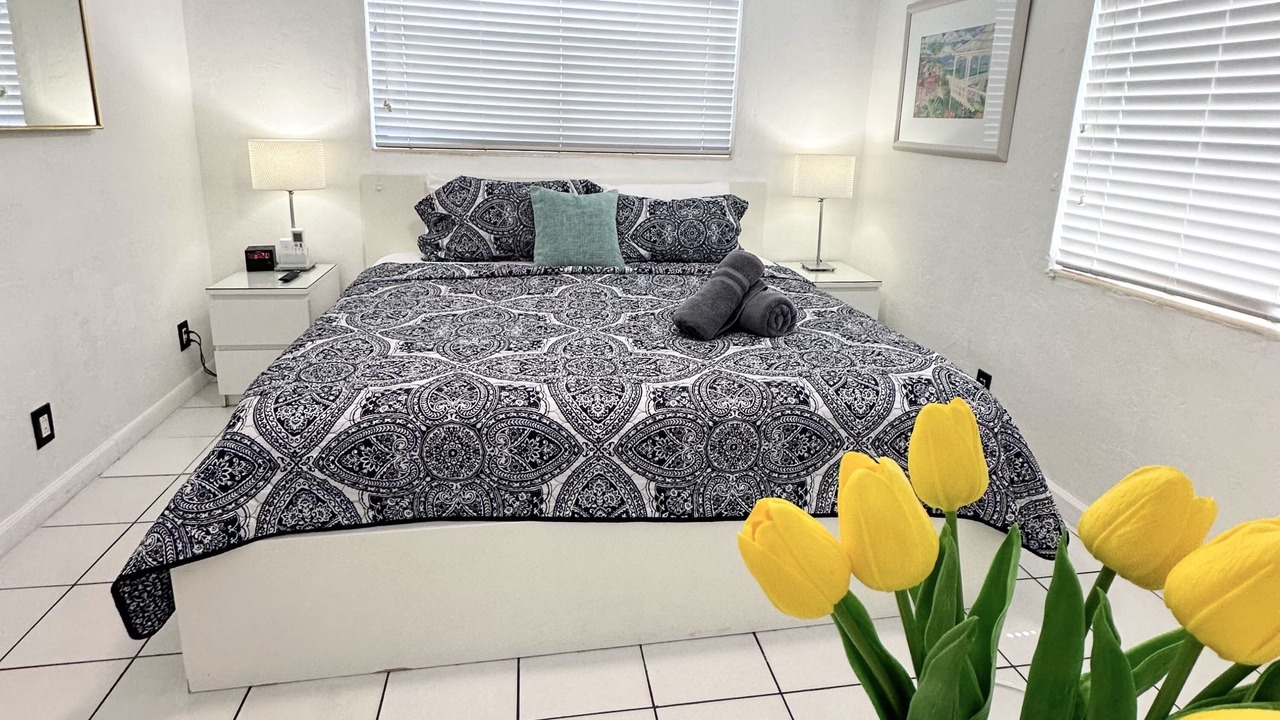 Photo of Bedroom in Hollywood South Central Beach