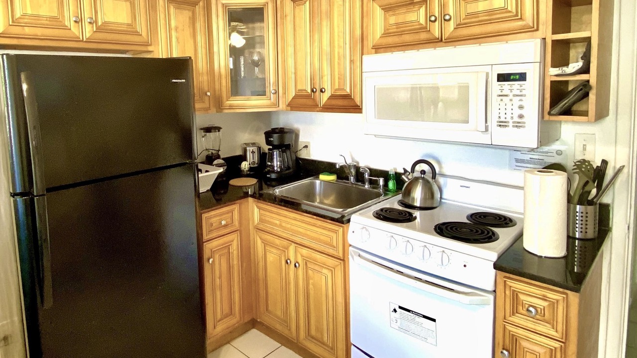 Photo of Kitchen in Hollywood South Central Beach