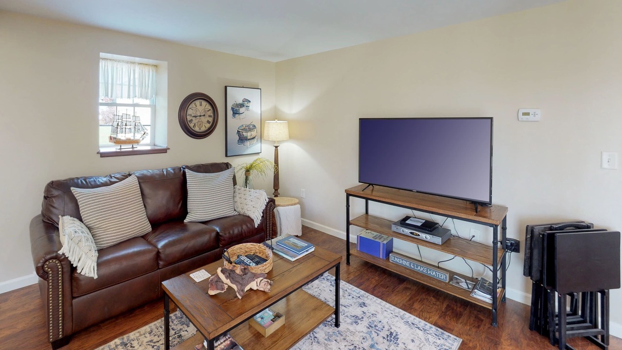 Photo of Bedroom in Skaneateles