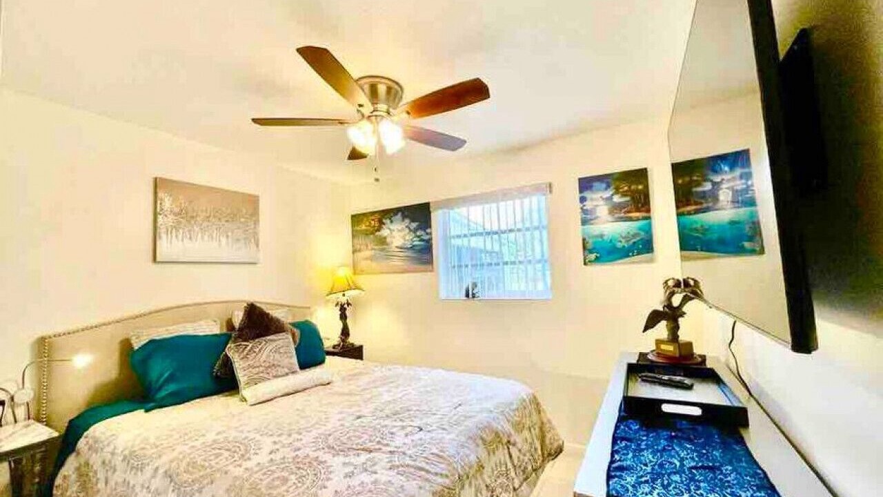 Photo of Bedroom in Sunset
