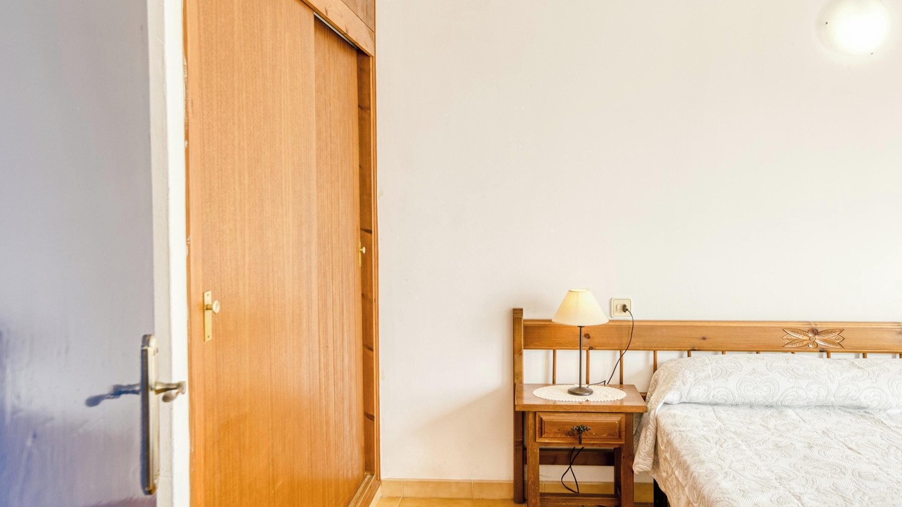 Photo of Bedroom in Llanca