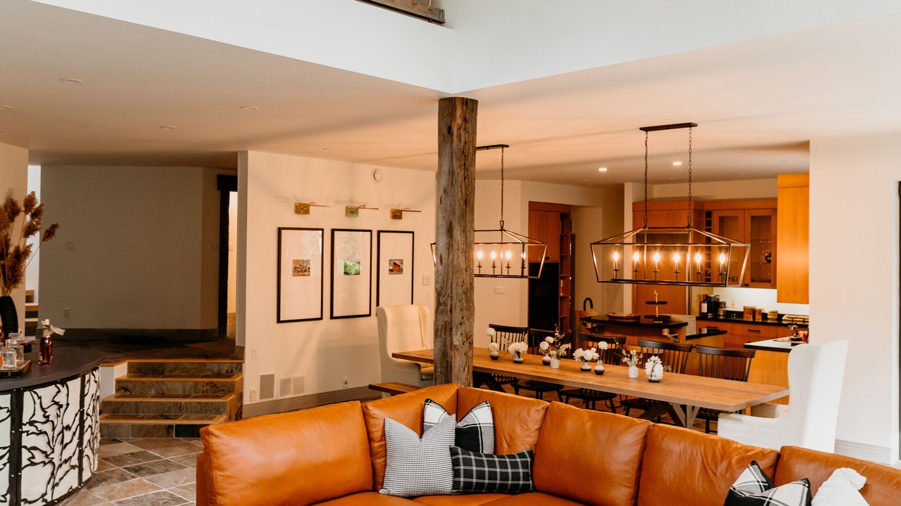 Photo of Livingroom in Elora