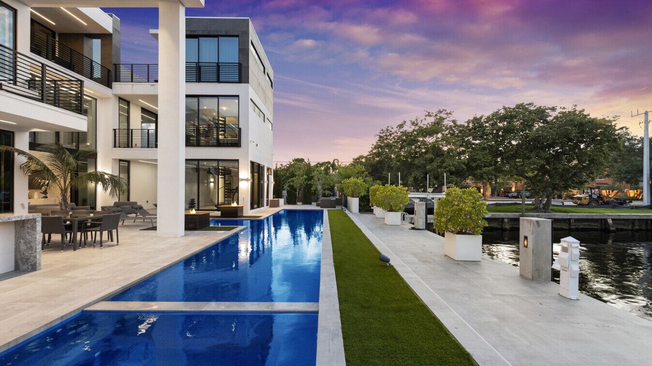 Photo of Outdoor in Coral Ridge