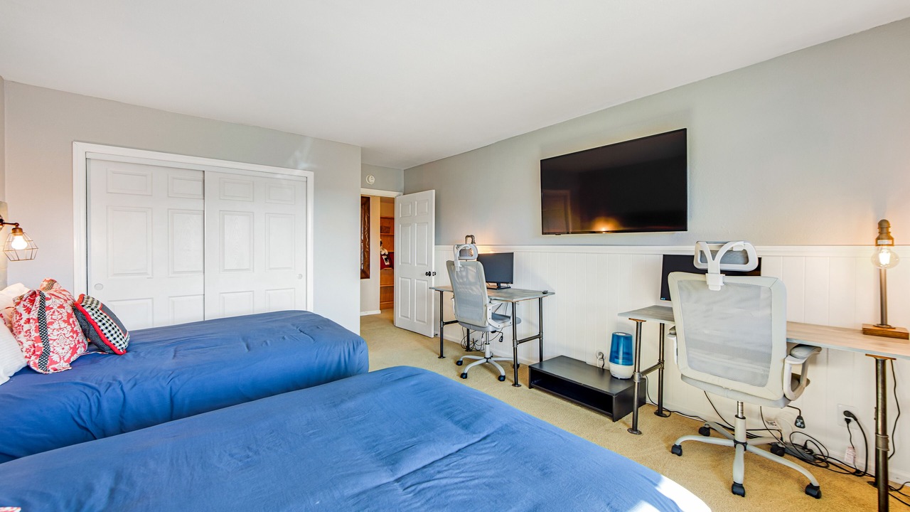 Photo of Bedroom in Crestline