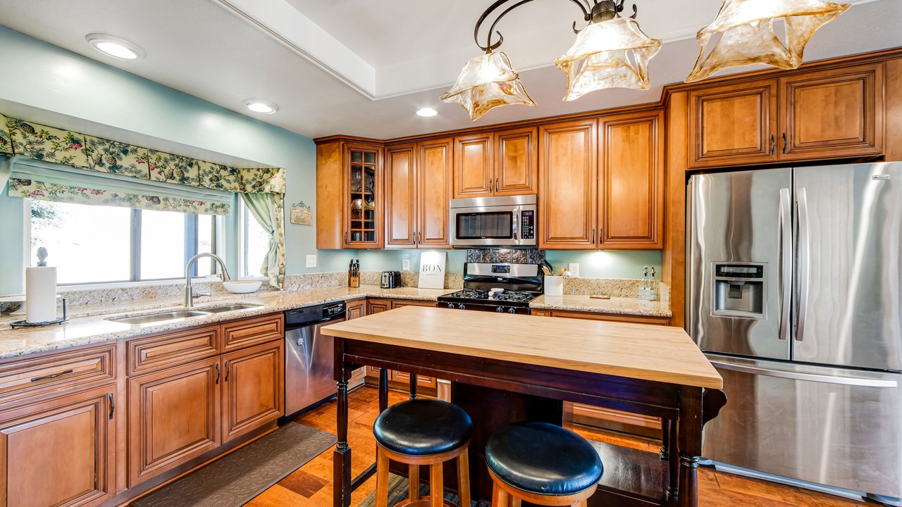 Photo of Kitchen in Crestline
