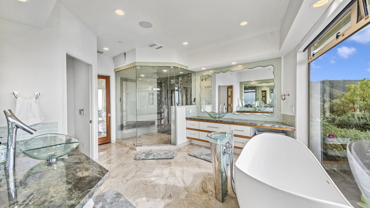 Photo of Bathroom in Laguna Beach
