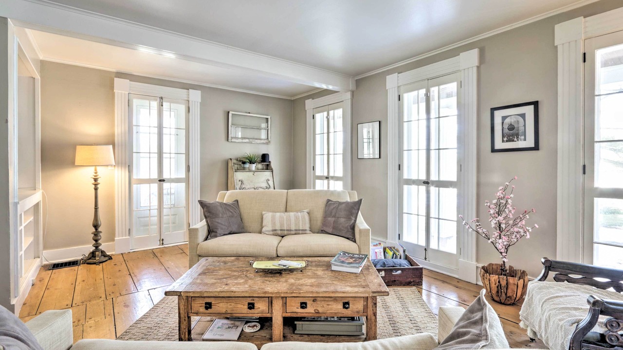Photo of Livingroom in Marble Dale
