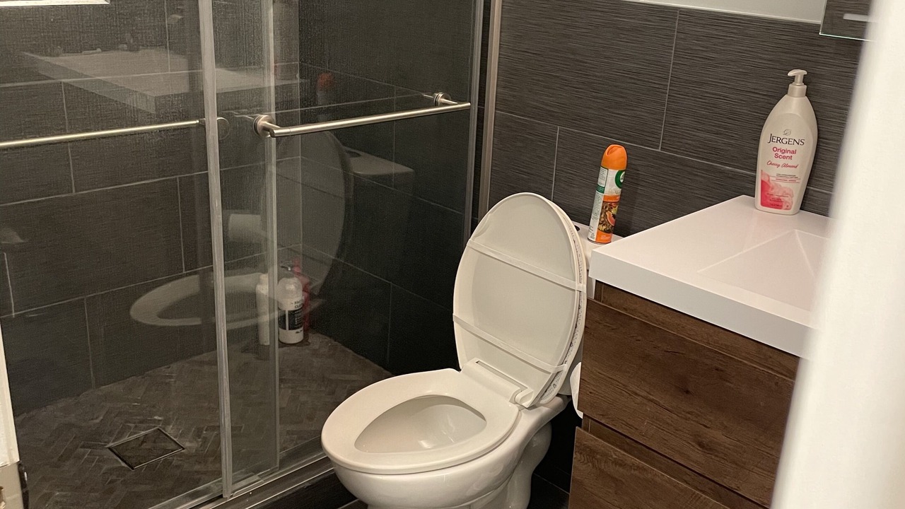 Photo of Bathroom in South Gate