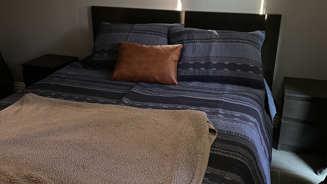 Photo of Bedroom in South Gate