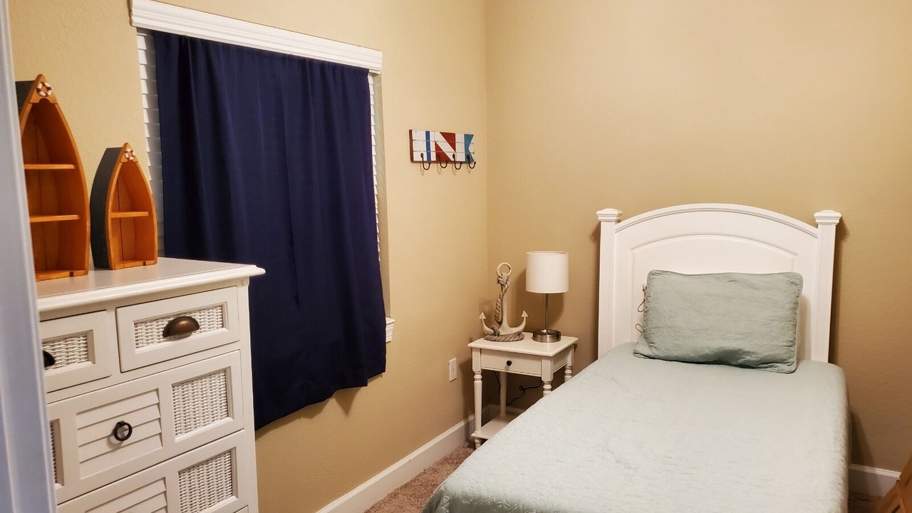Photo of Bedroom in Ono Island