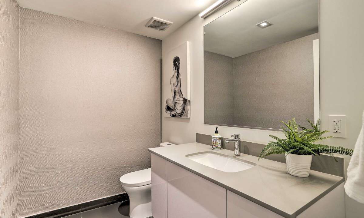 Photo of Bathroom in Town Square