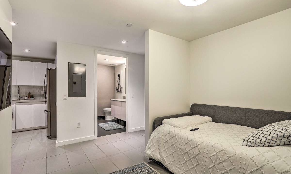 Photo of Bedroom in Town Square