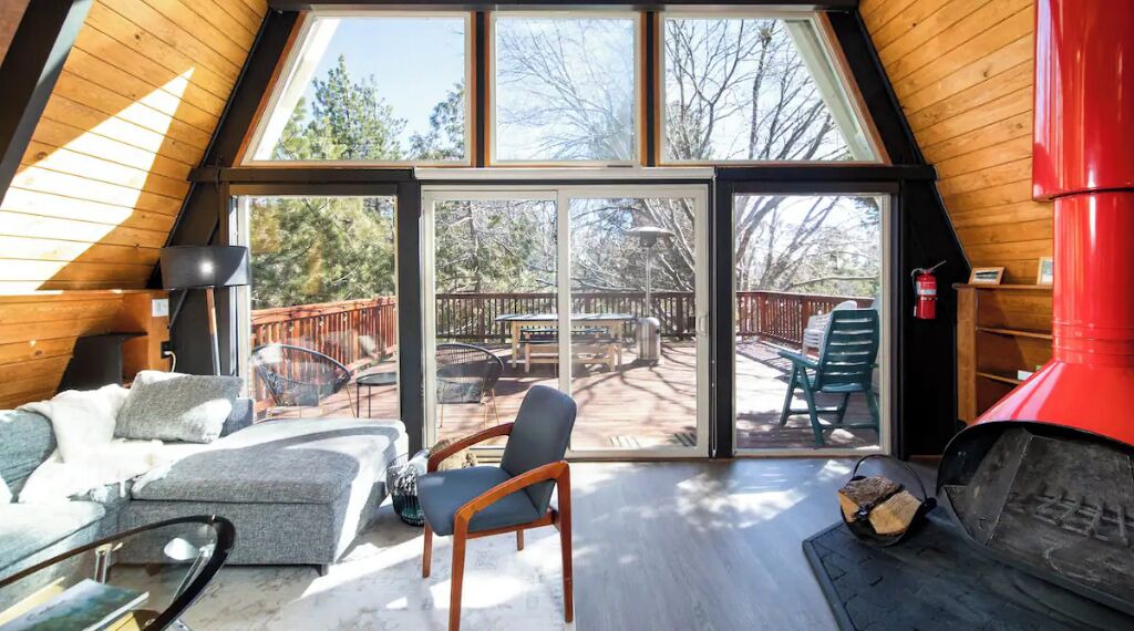 Photo of Livingroom in Green Valley Lake