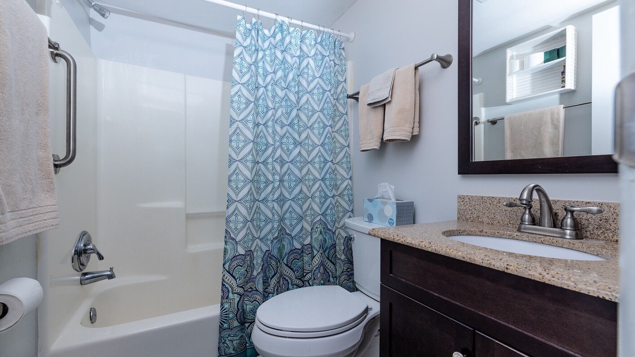 Photo of Bathroom in Ash