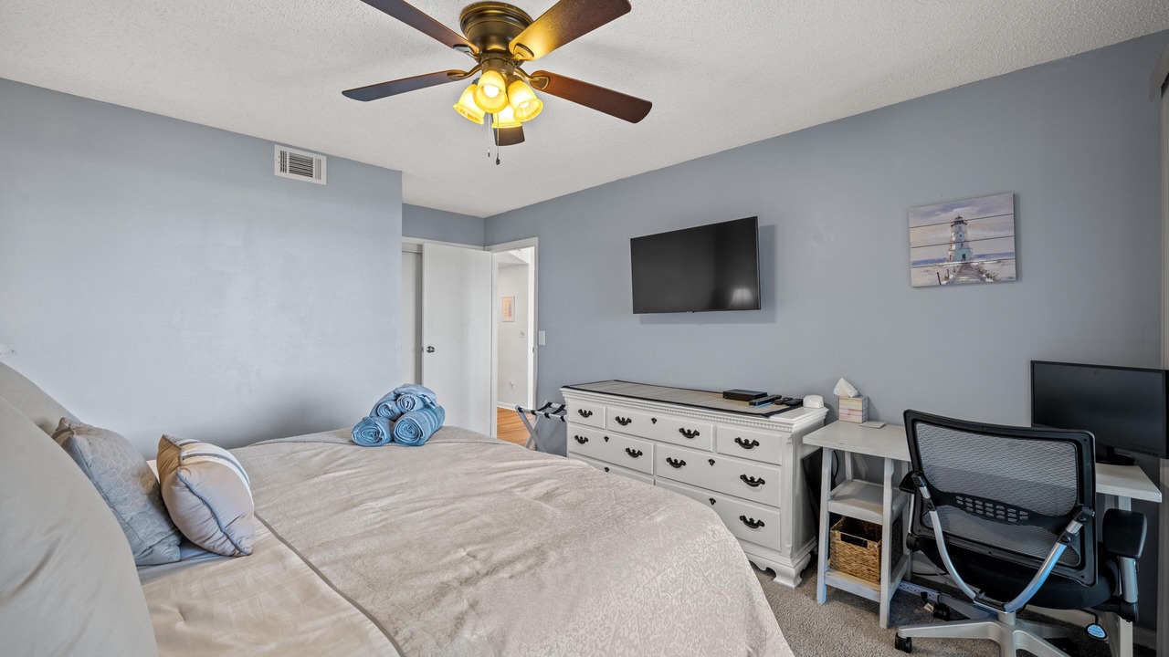 Photo of Bedroom in Ash