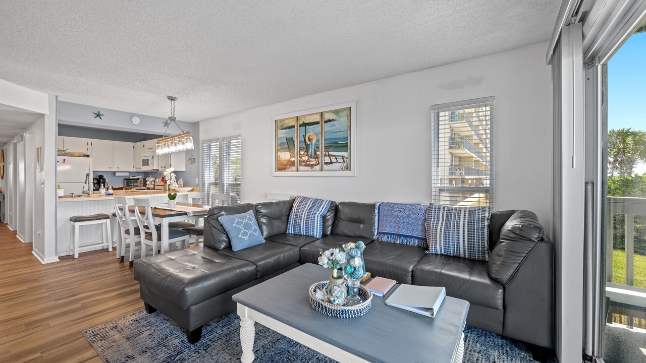 Photo of Livingroom in Ash