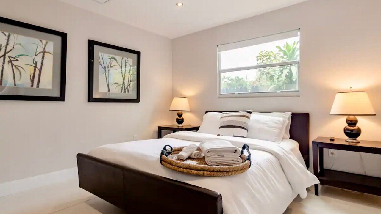 Photo of Bedroom in South Middle River