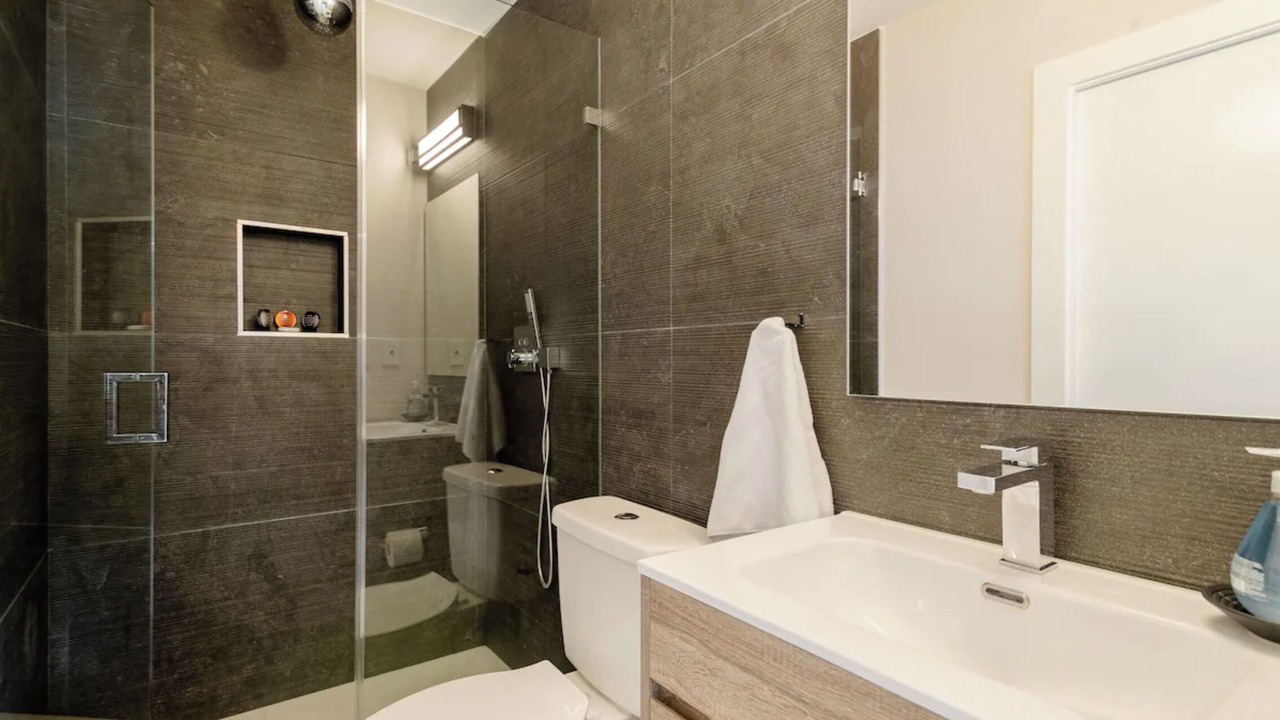 Photo of Bathroom in South Middle River