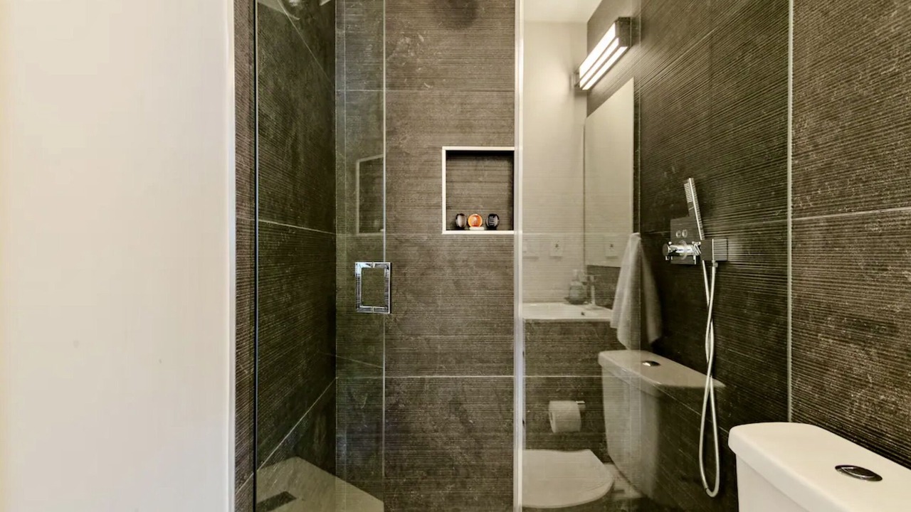 Photo of Bathroom in South Middle River