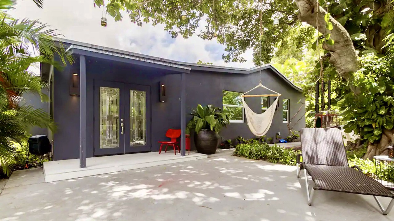Photo of Patio Balcony in South Middle River