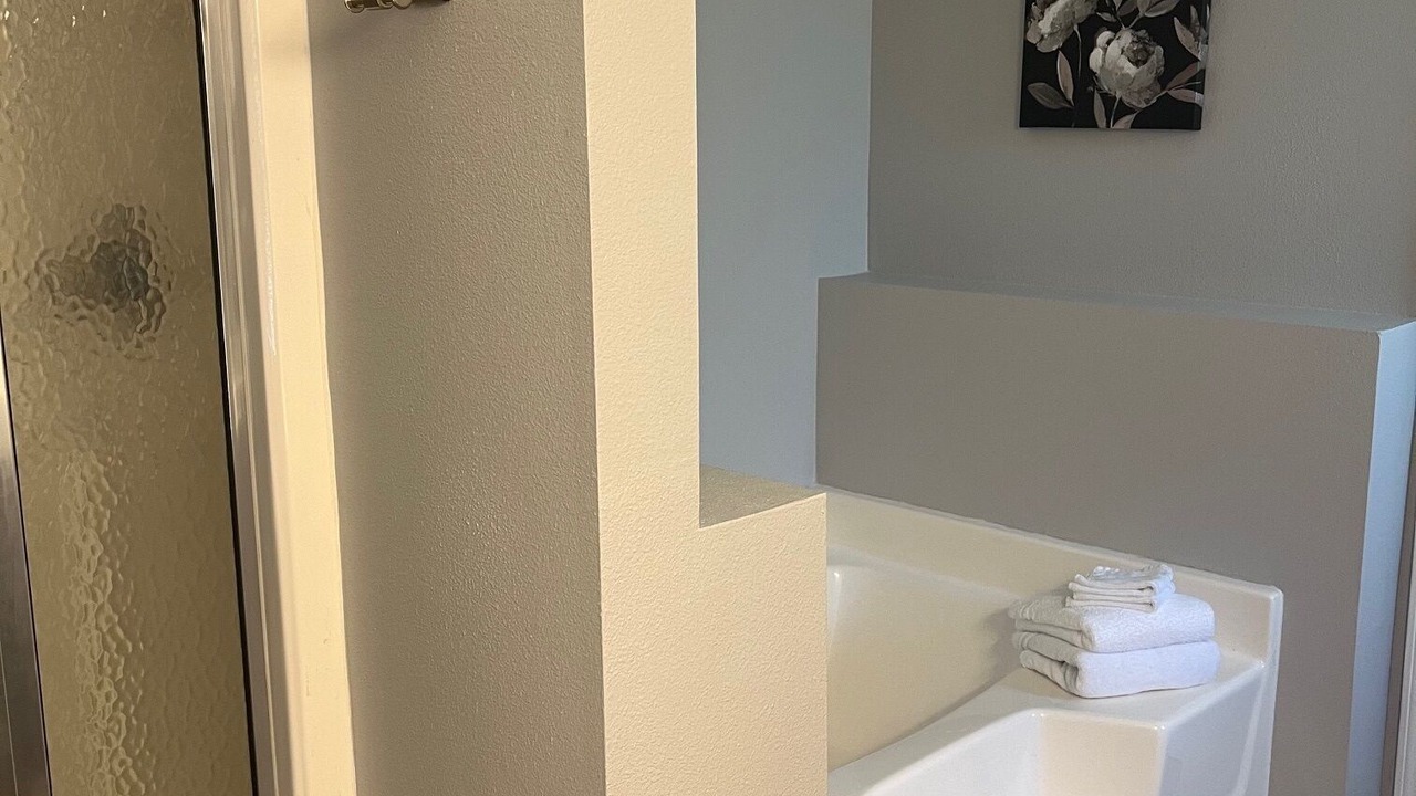 Photo of Bathroom in Northwest Pensacola