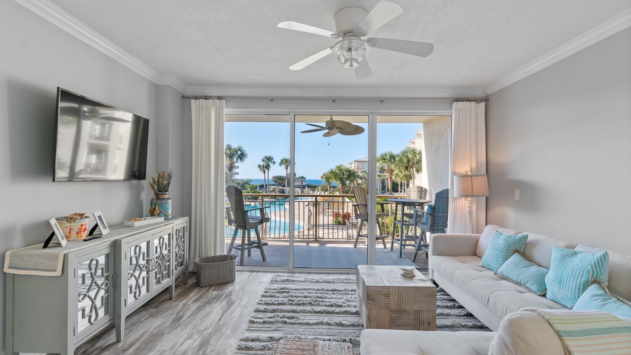 Photo of Livingroom in Rosemary Beach
