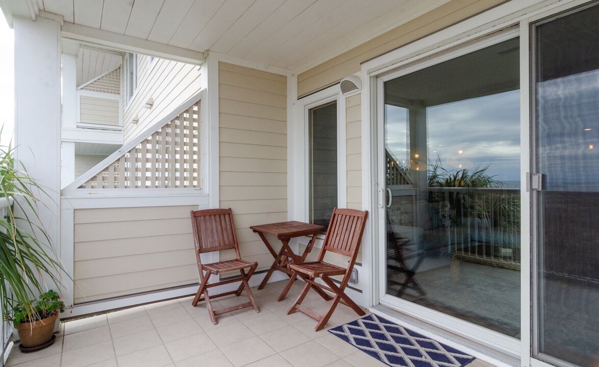 Photo of Patio Balcony in Shell Island