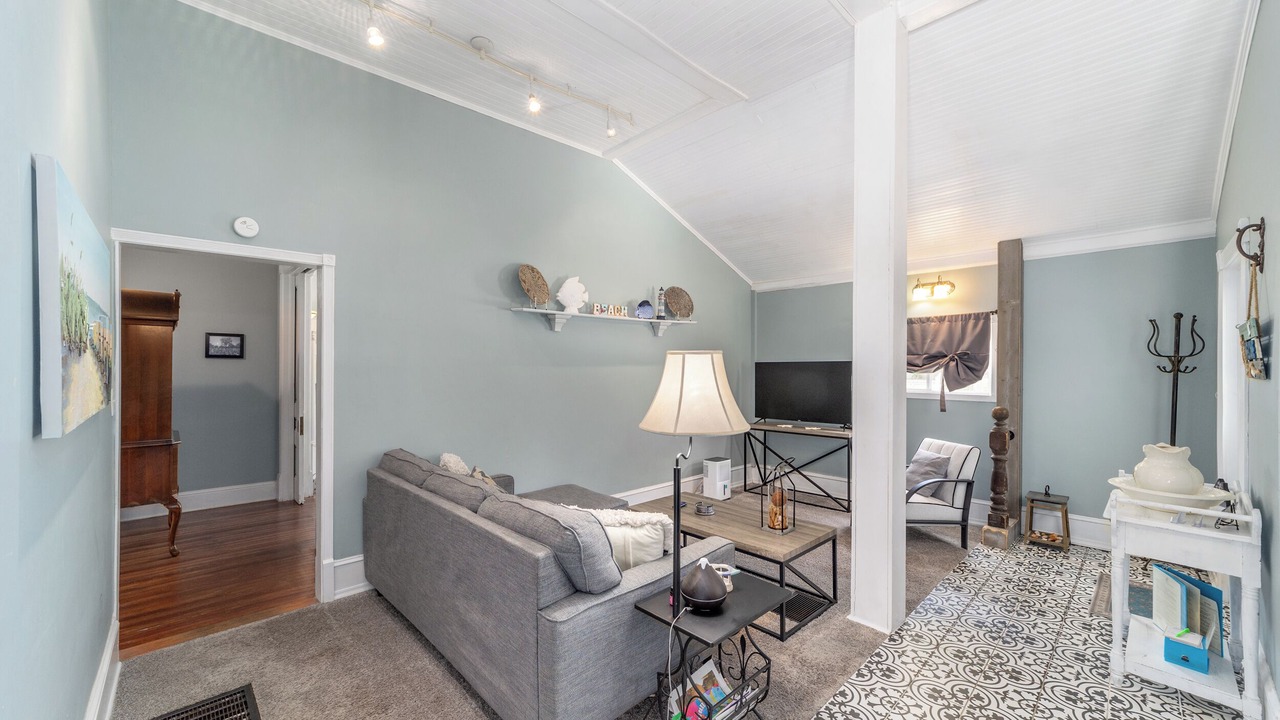 Photo of Bedroom in Historic District