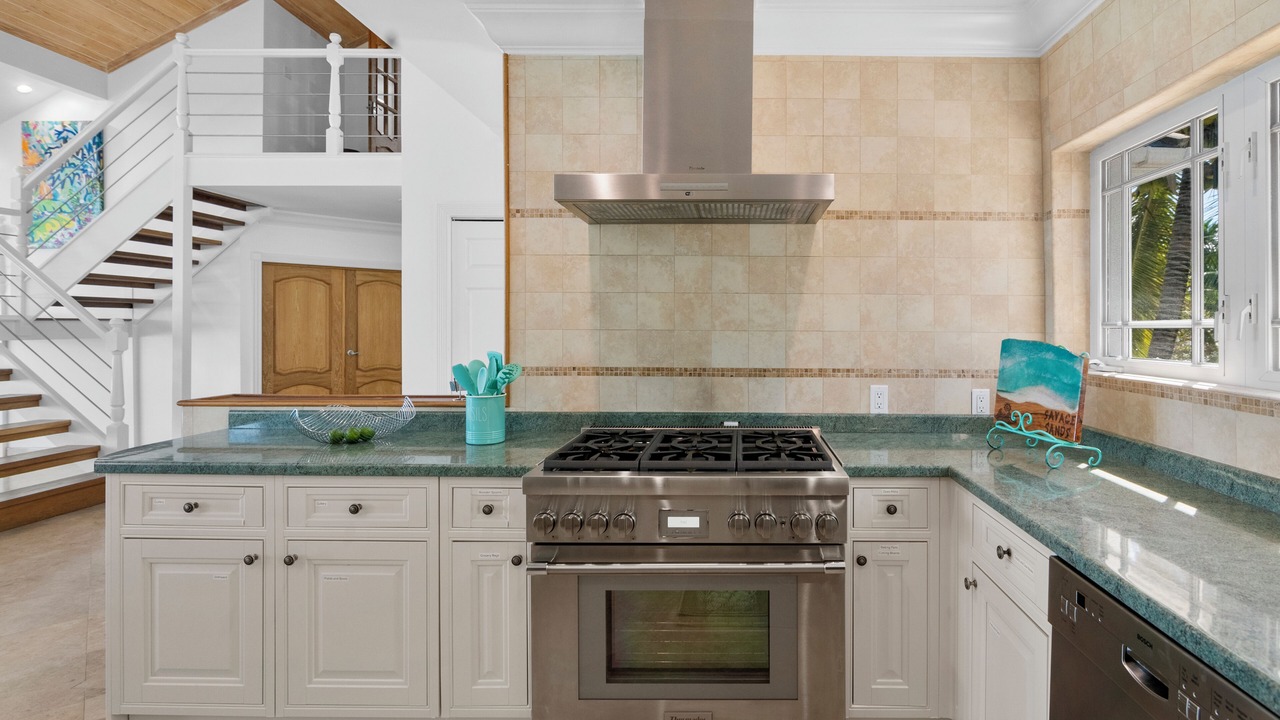 Photo of Kitchen in Great Exuma