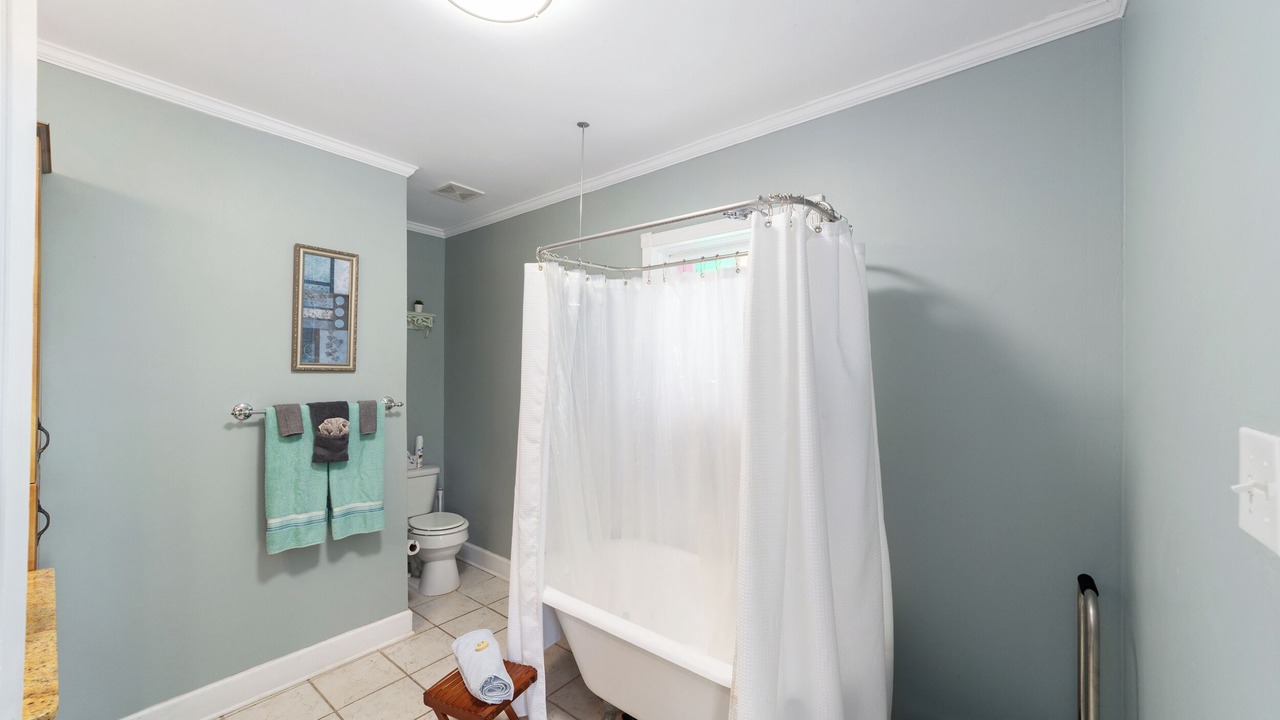Photo of Bathroom in Historic District