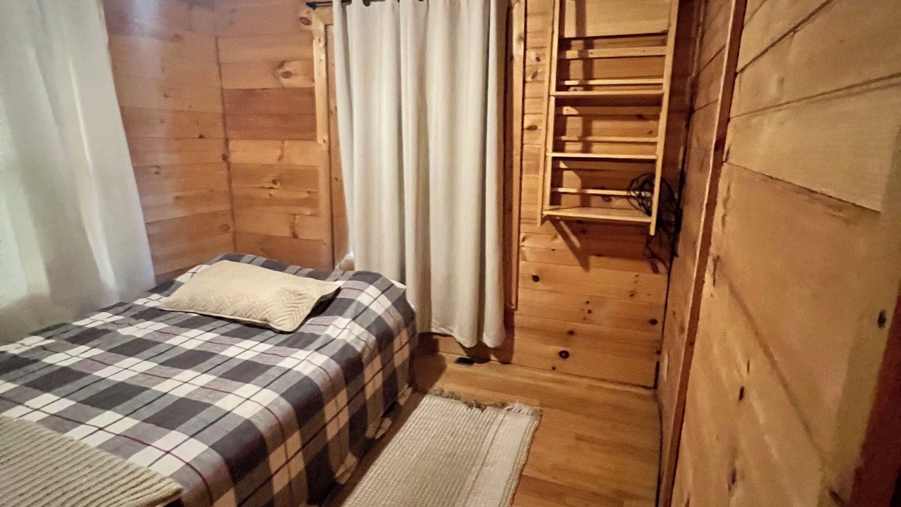 Photo of Bedroom in Moundville