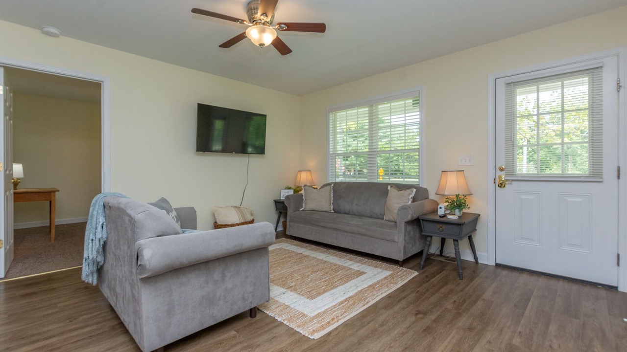 Photo of Livingroom in Thomasville