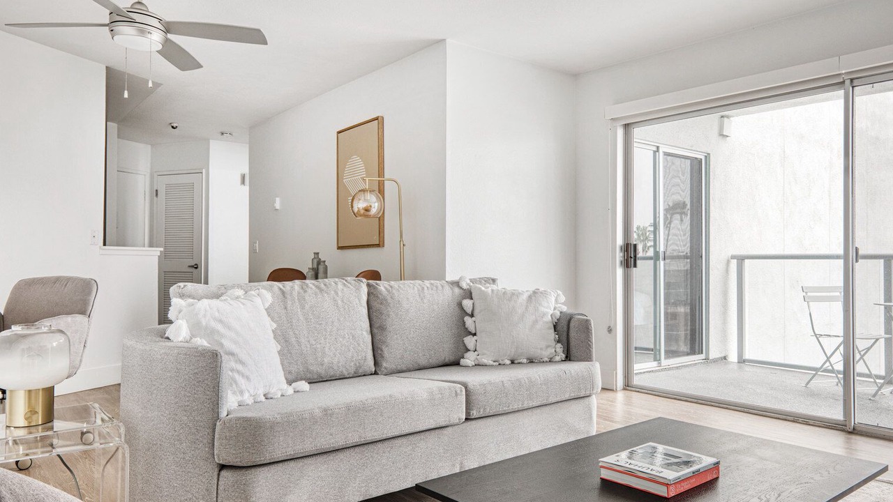 Photo of Livingroom in South Redondo