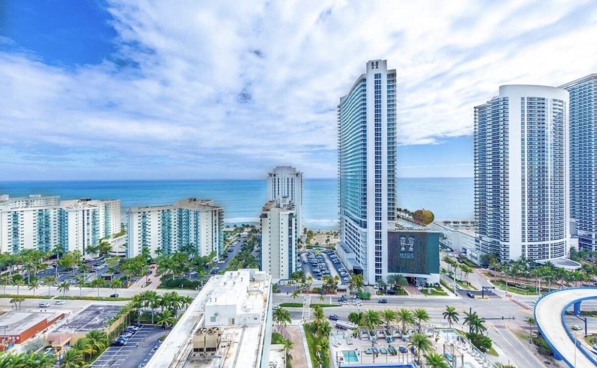 Photo of Outdoor in Hallandale Beach
