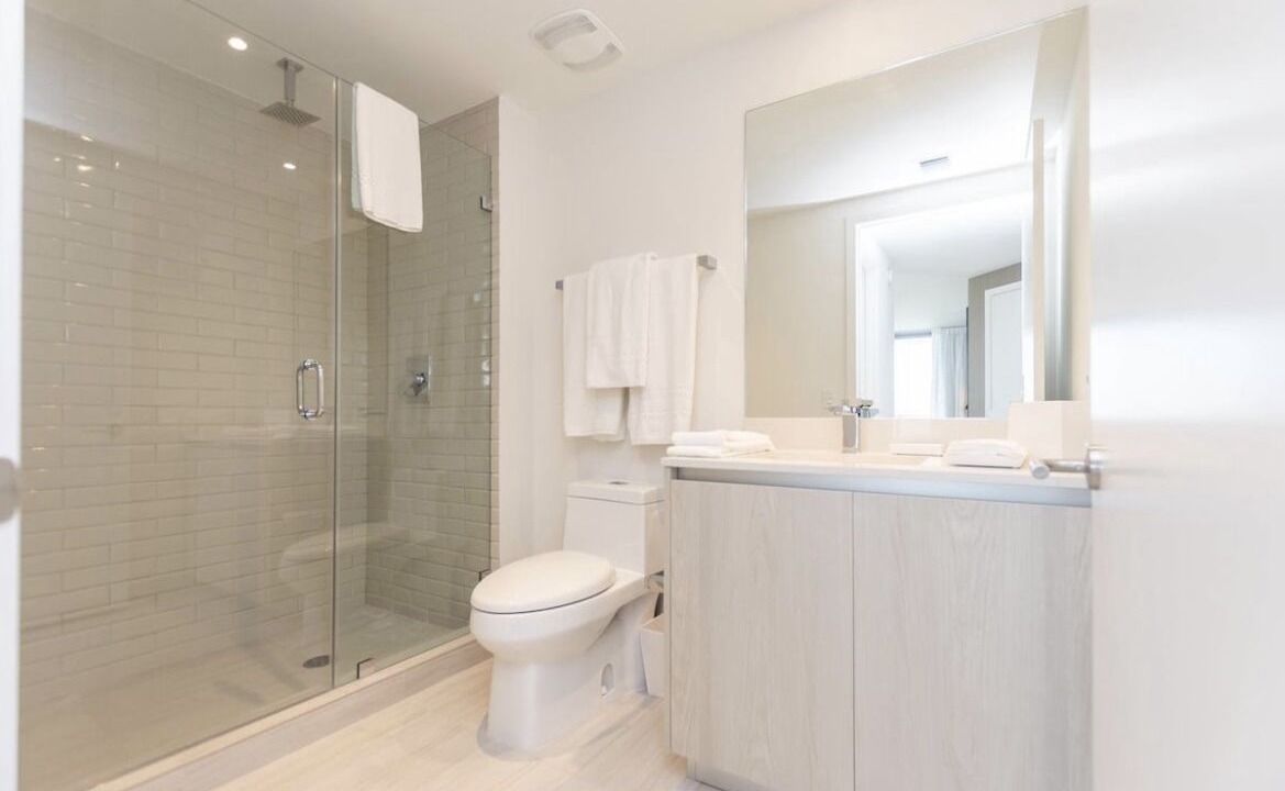 Photo of Bathroom in Hallandale Beach