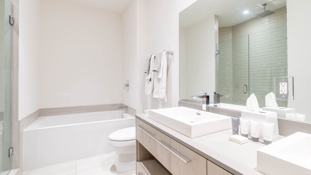 Photo of Bathroom in Hallandale Beach