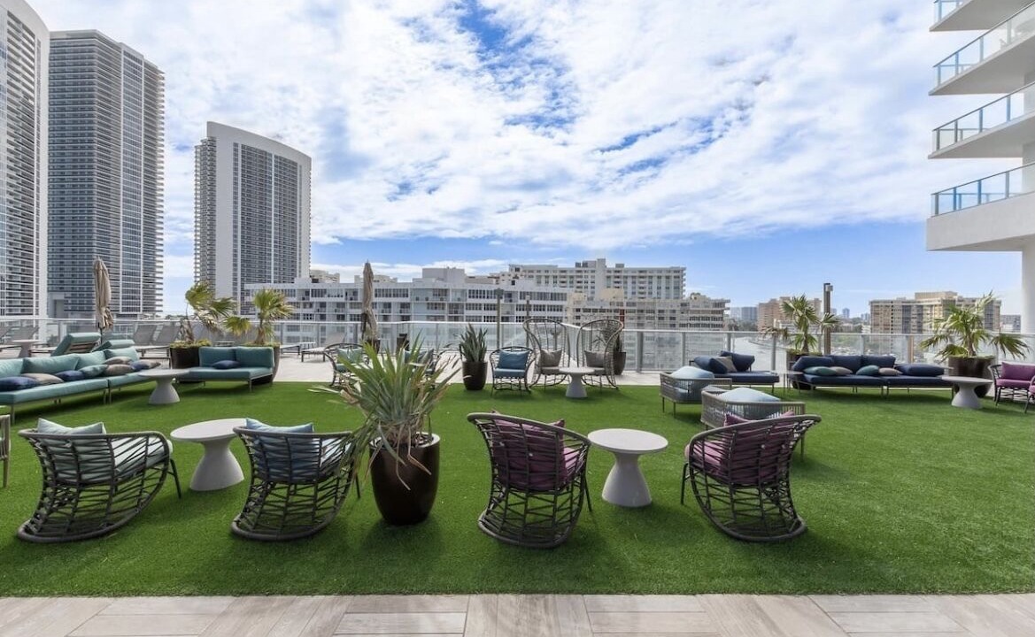 Photo of Patio Balcony in Hallandale Beach