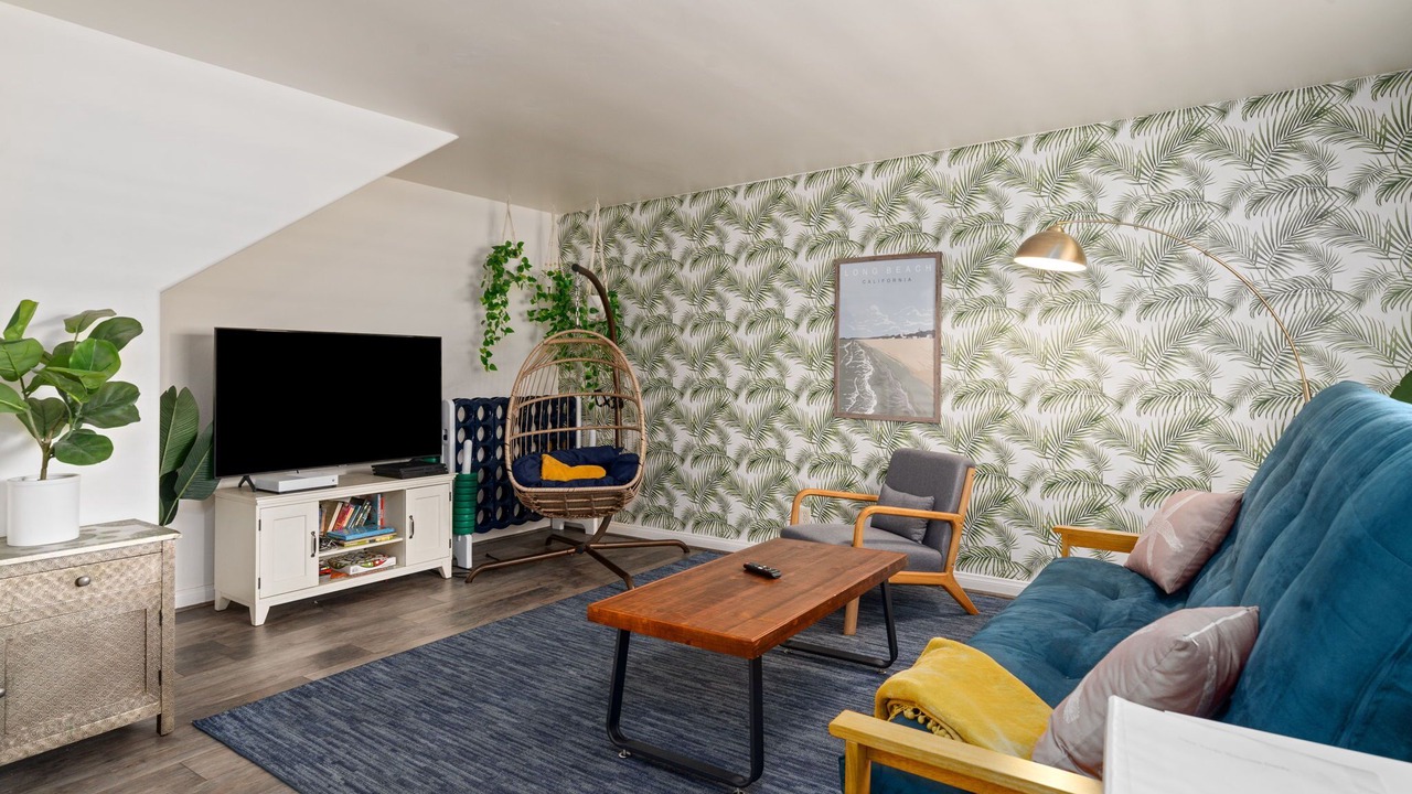 Photo of Livingroom in North Long Beach