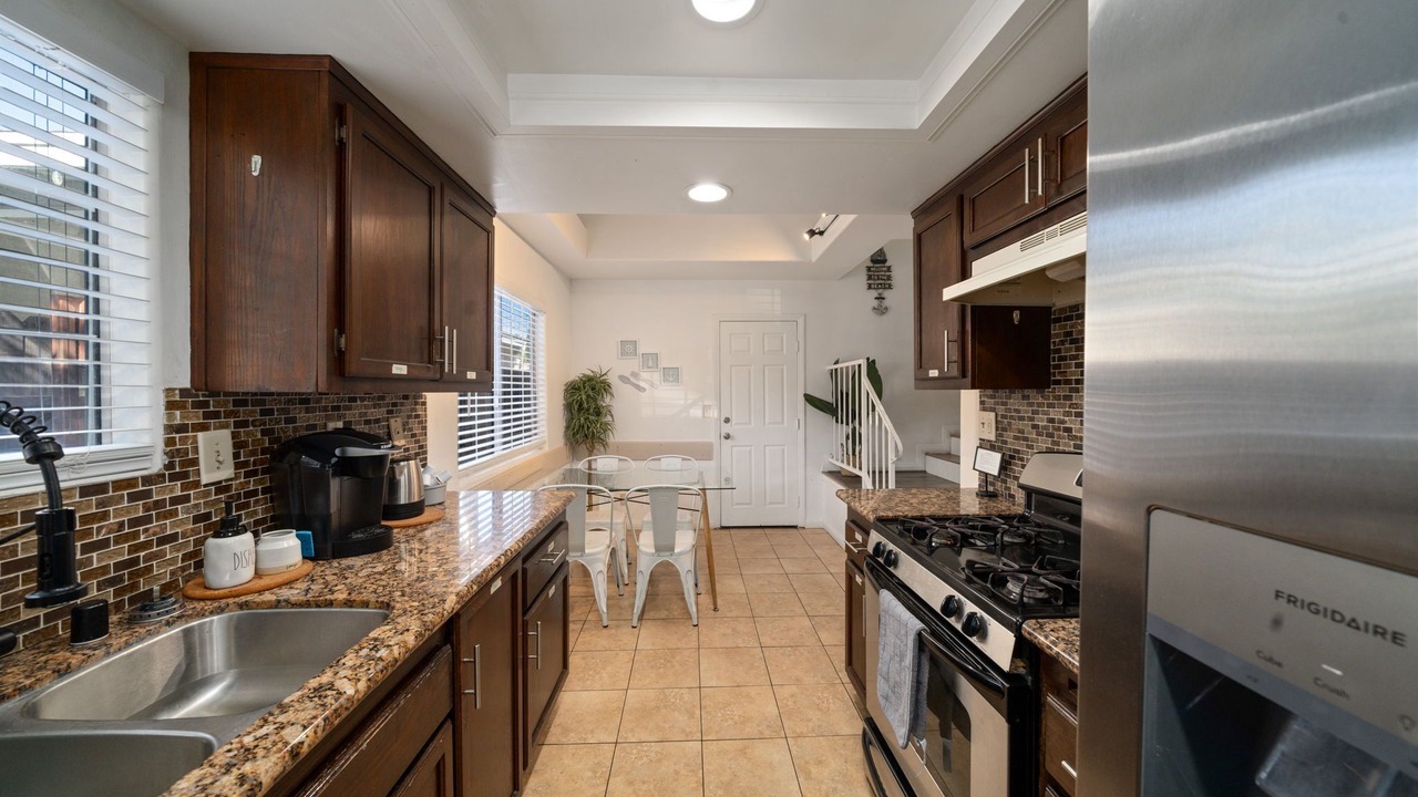Photo of Kitchen in North Long Beach