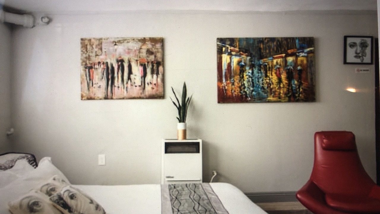 Photo of Bedroom in Wilshire Center
