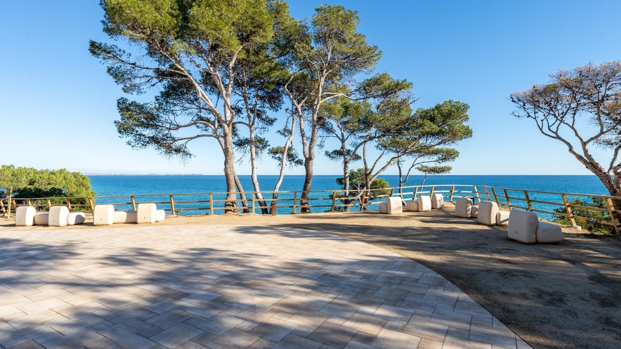 Photo of Outdoor in Miami Platja