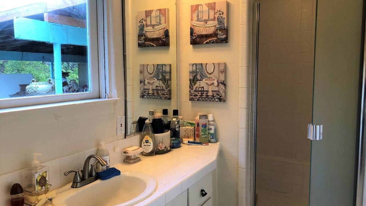 Photo of Bathroom in Monte Sereno