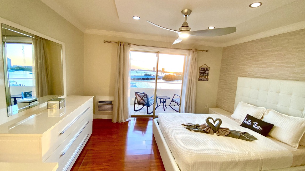 Photo of Bedroom in North Bay Village