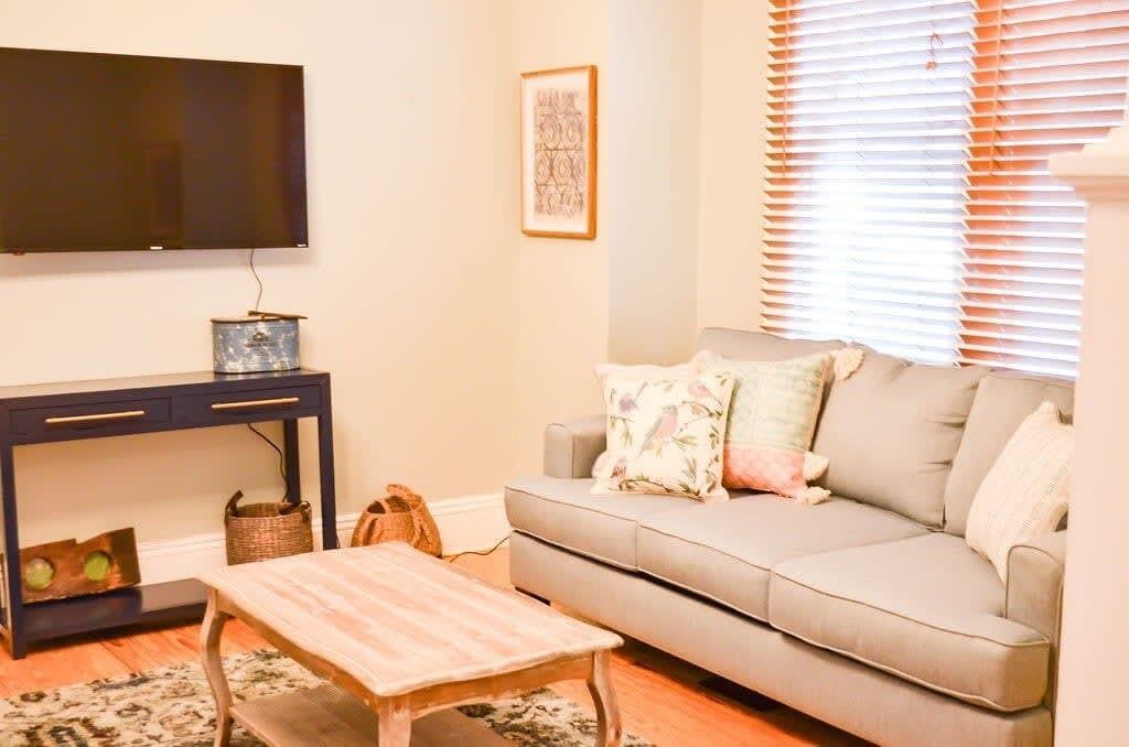 Photo of Livingroom in Hannon Park